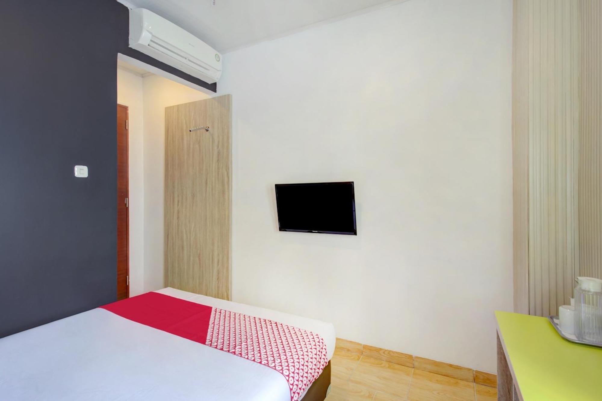 Hotel O Gambir Near Juanda Station Formerly Bunga Dahlia Jakarta Eksteriør bilde