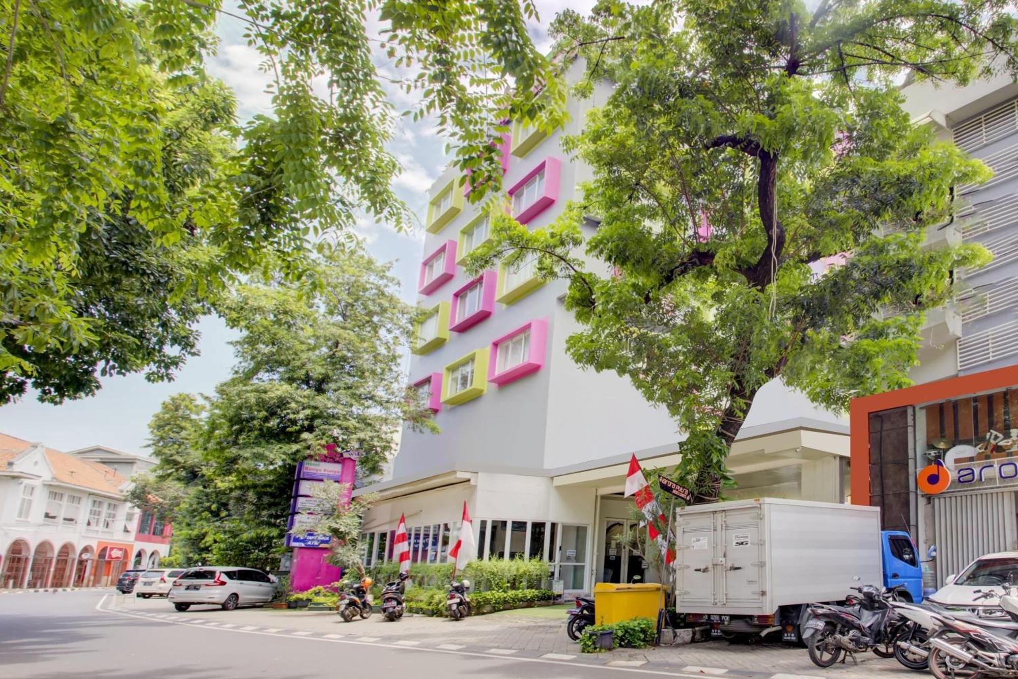 Hotel O Gambir Near Juanda Station Formerly Bunga Dahlia Jakarta Eksteriør bilde